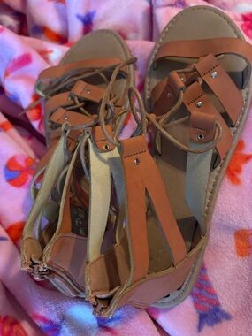 Dream Paris  Tan short Gladiator Lace-Up Sandals